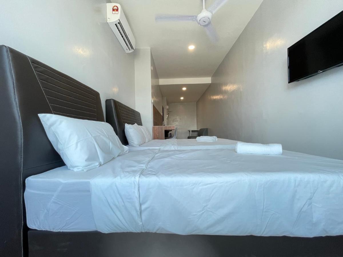 Reno Hotel ايبوه المظهر الخارجي الصورة