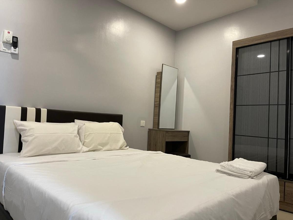 Reno Hotel ايبوه المظهر الخارجي الصورة