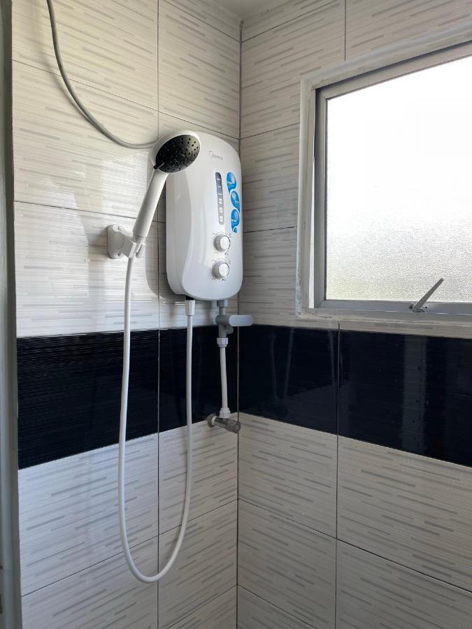 Reno Hotel ايبوه المظهر الخارجي الصورة