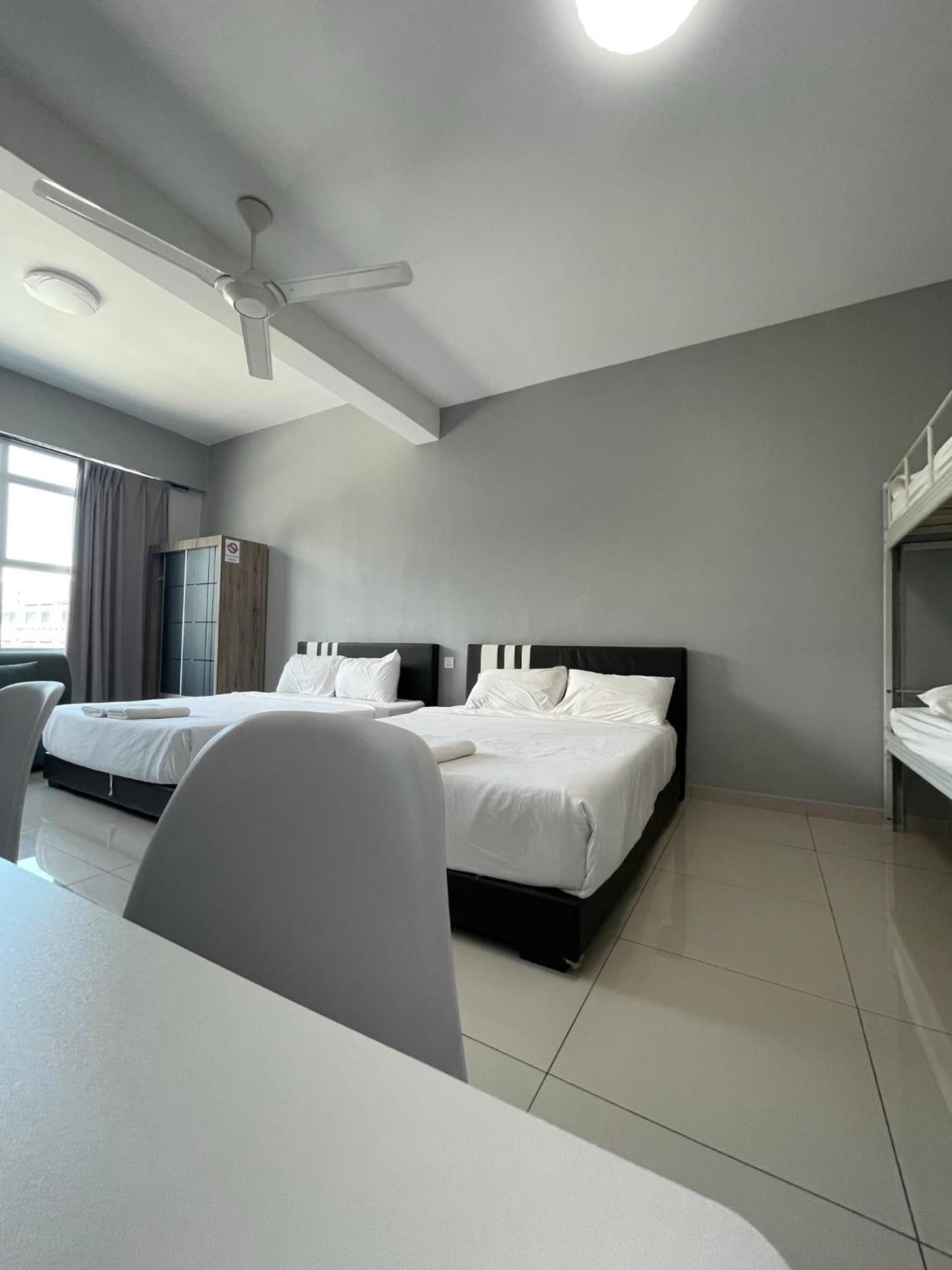 Reno Hotel ايبوه المظهر الخارجي الصورة