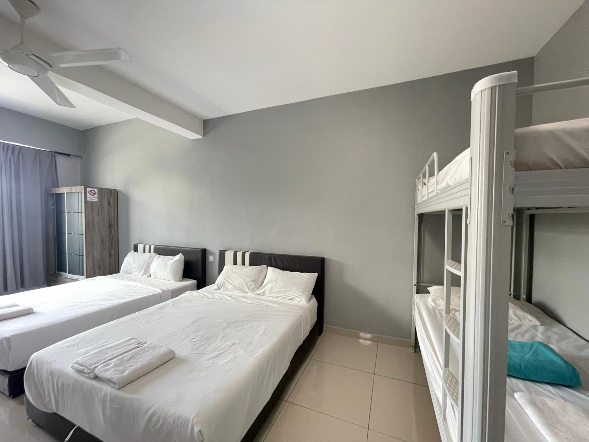 Reno Hotel ايبوه المظهر الخارجي الصورة